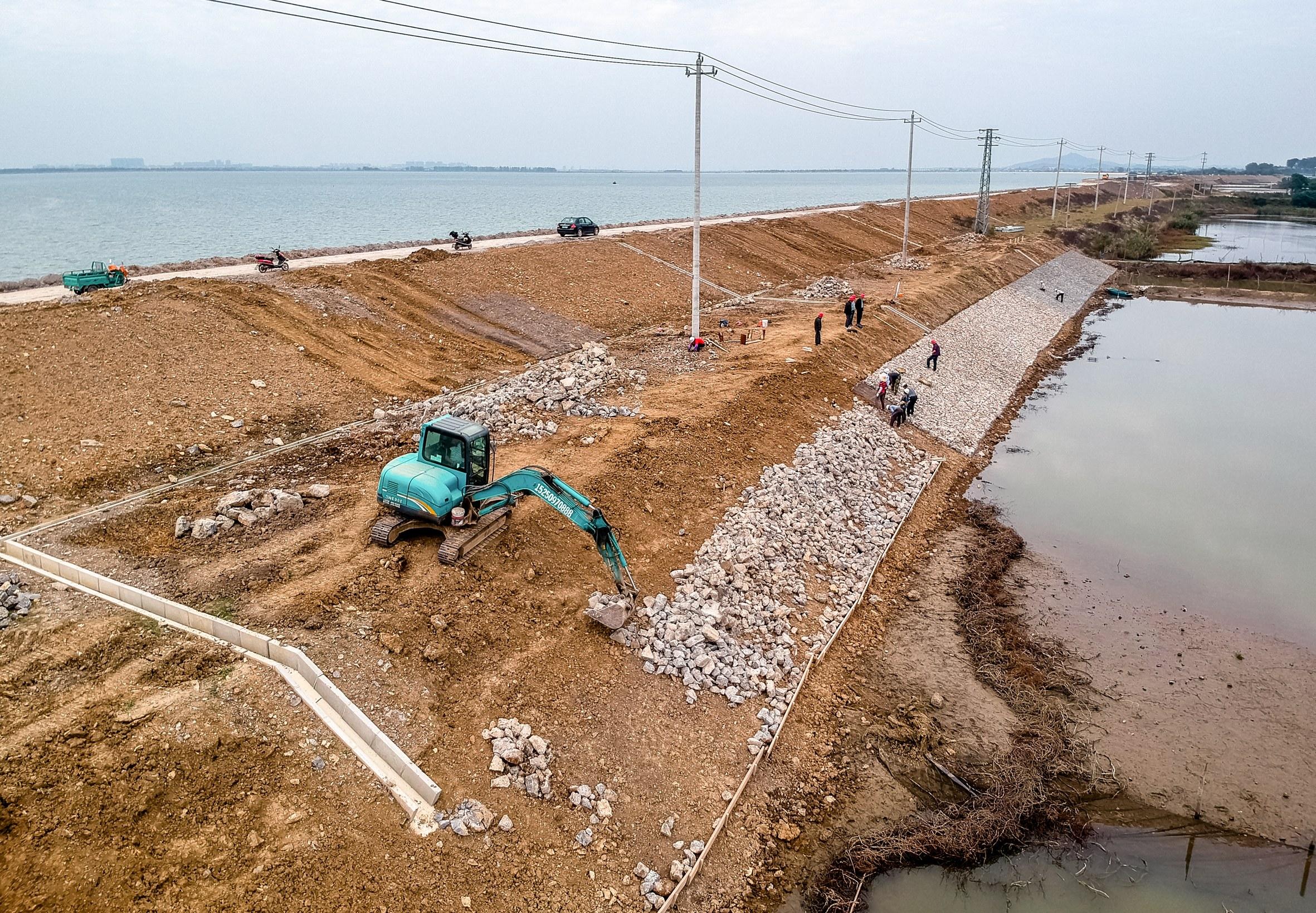 乌鲁木齐水利工程堤坝防渗加固施工技术分析